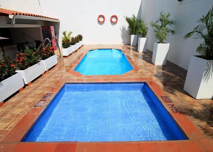 Hotel Rodadero Inn By Geh Suites