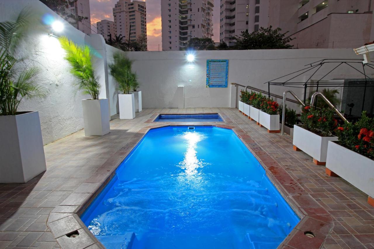 Hotel Mundihoteles Rodadero Plaza 3*